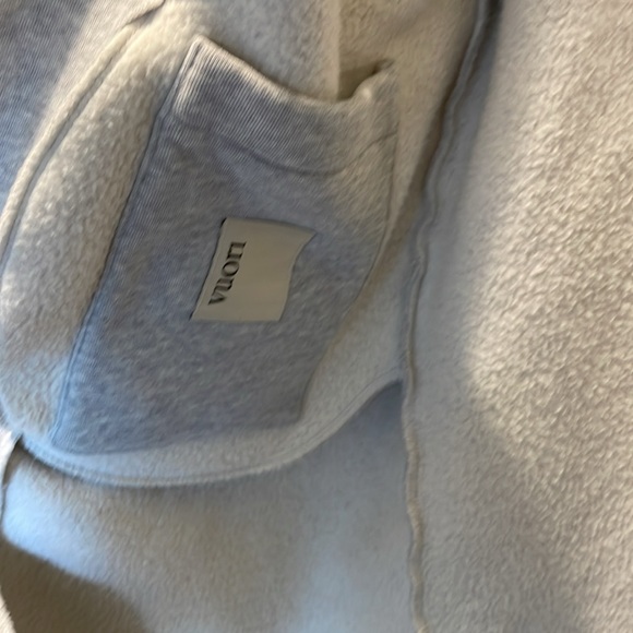 Vuori Gray Women's Coat - Picture 9 of 12